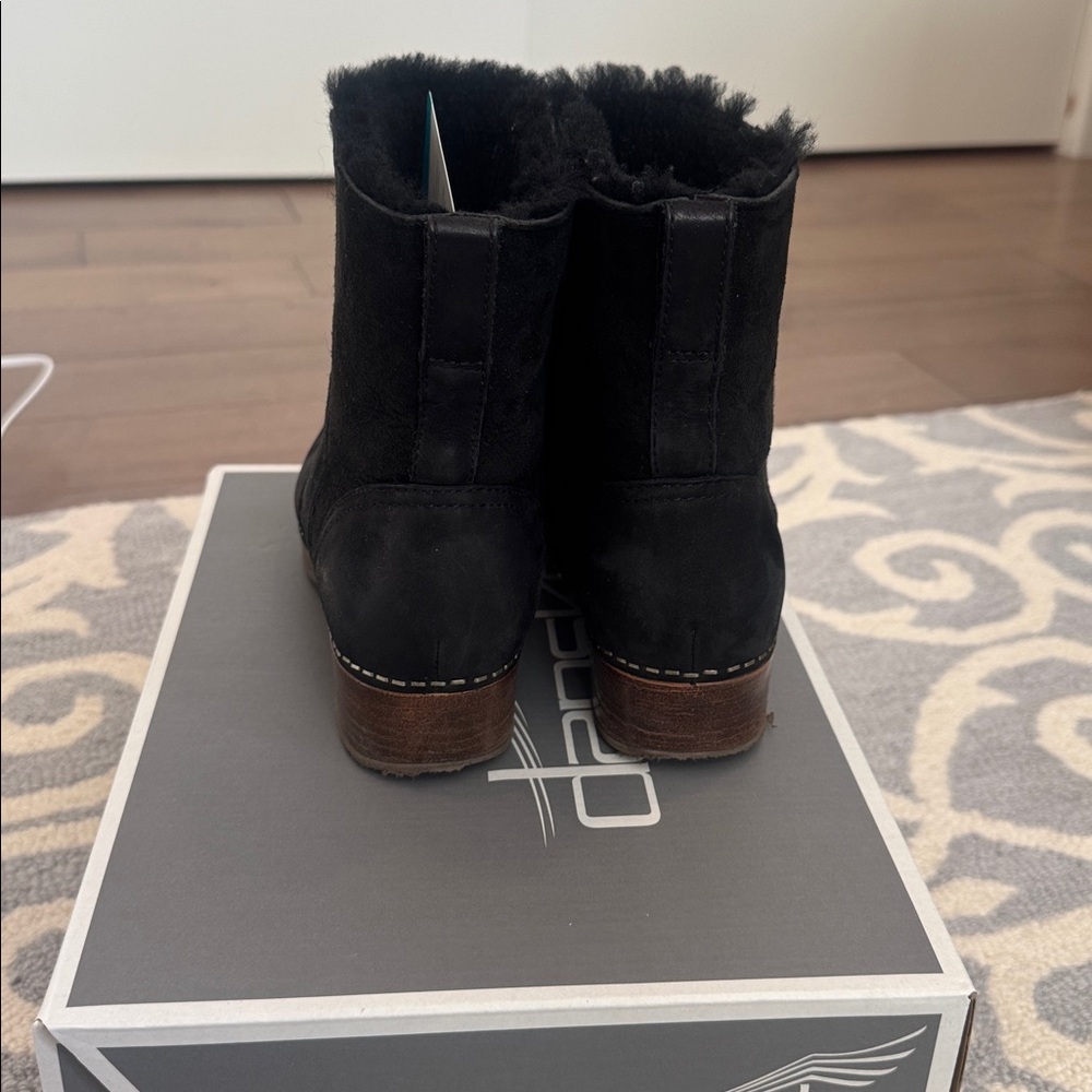 Dansko Bettie Black Burnished Nubuck Booties Sz 36/6 - Picture 7 of 10